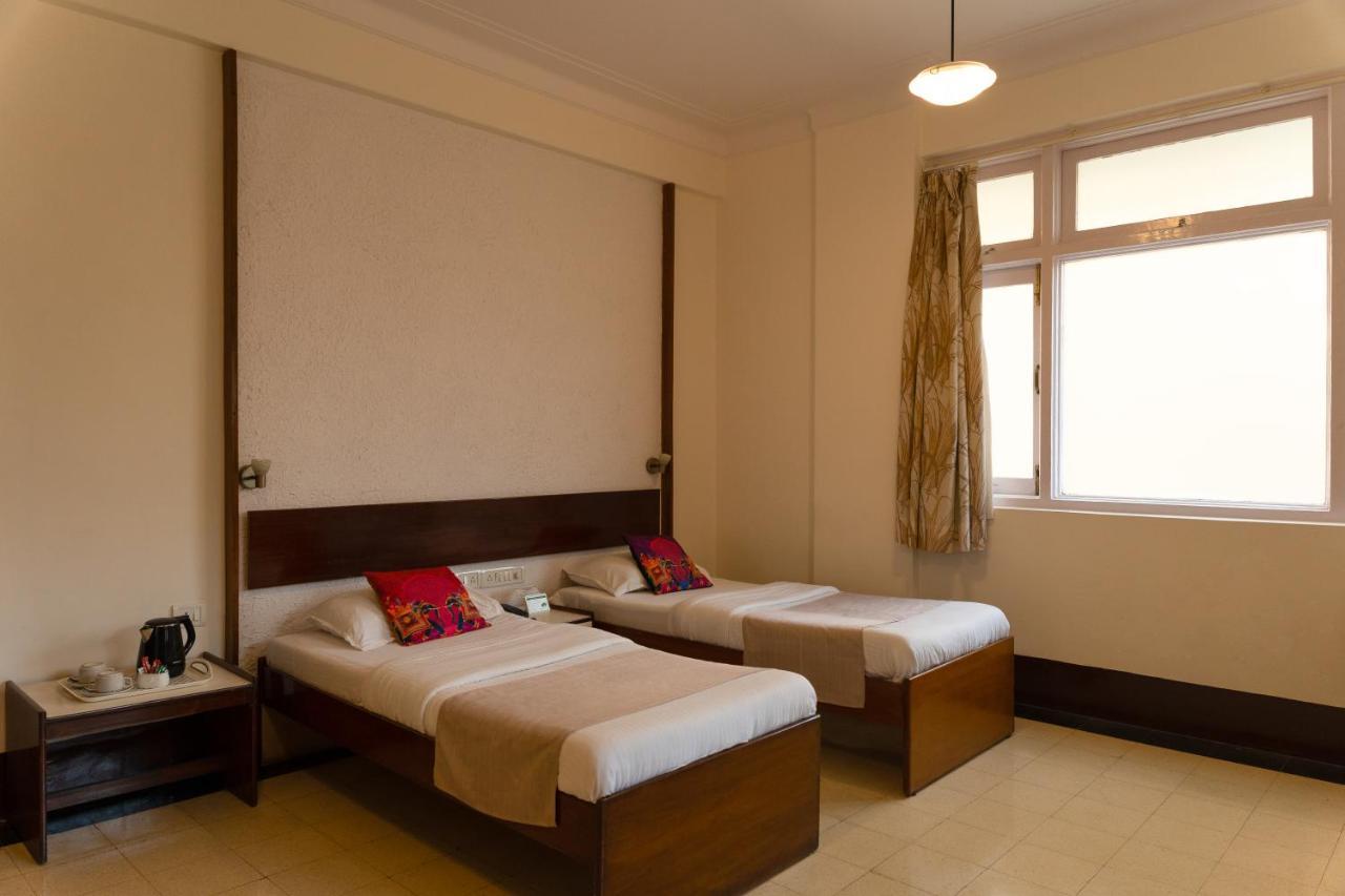 Sea Green Hotel Bombay Extérieur photo