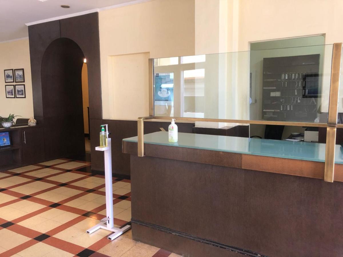 Sea Green Hotel Bombay Extérieur photo