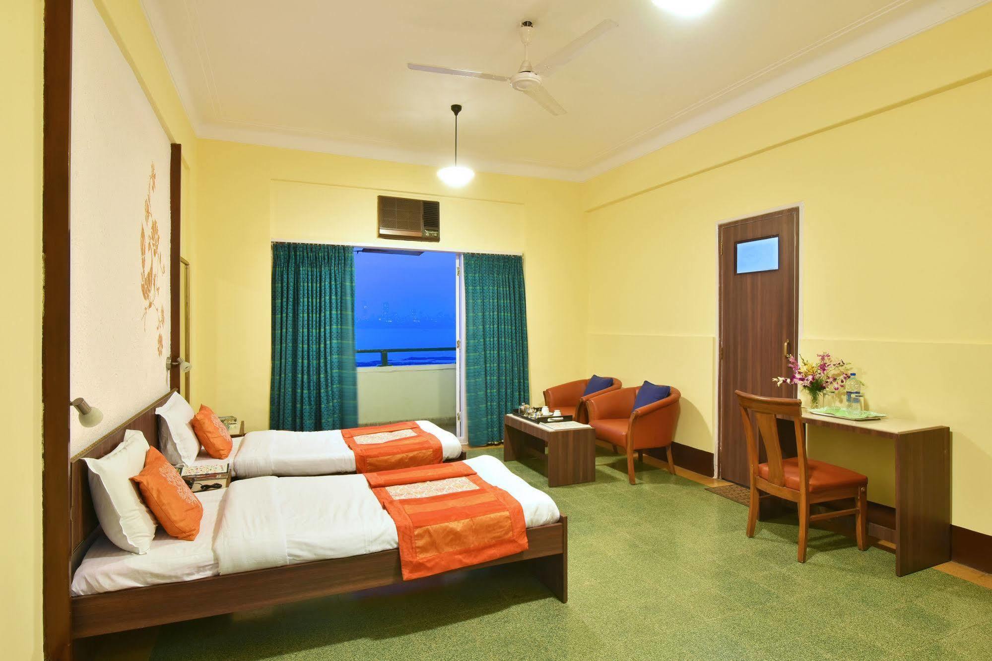 Sea Green Hotel Bombay Extérieur photo