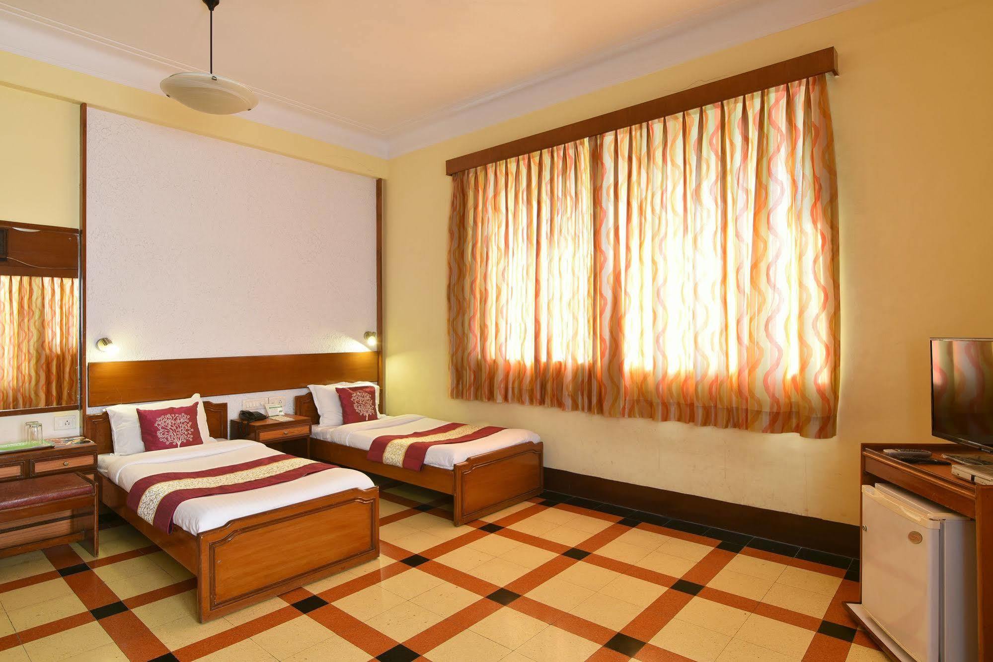 Sea Green Hotel Bombay Extérieur photo