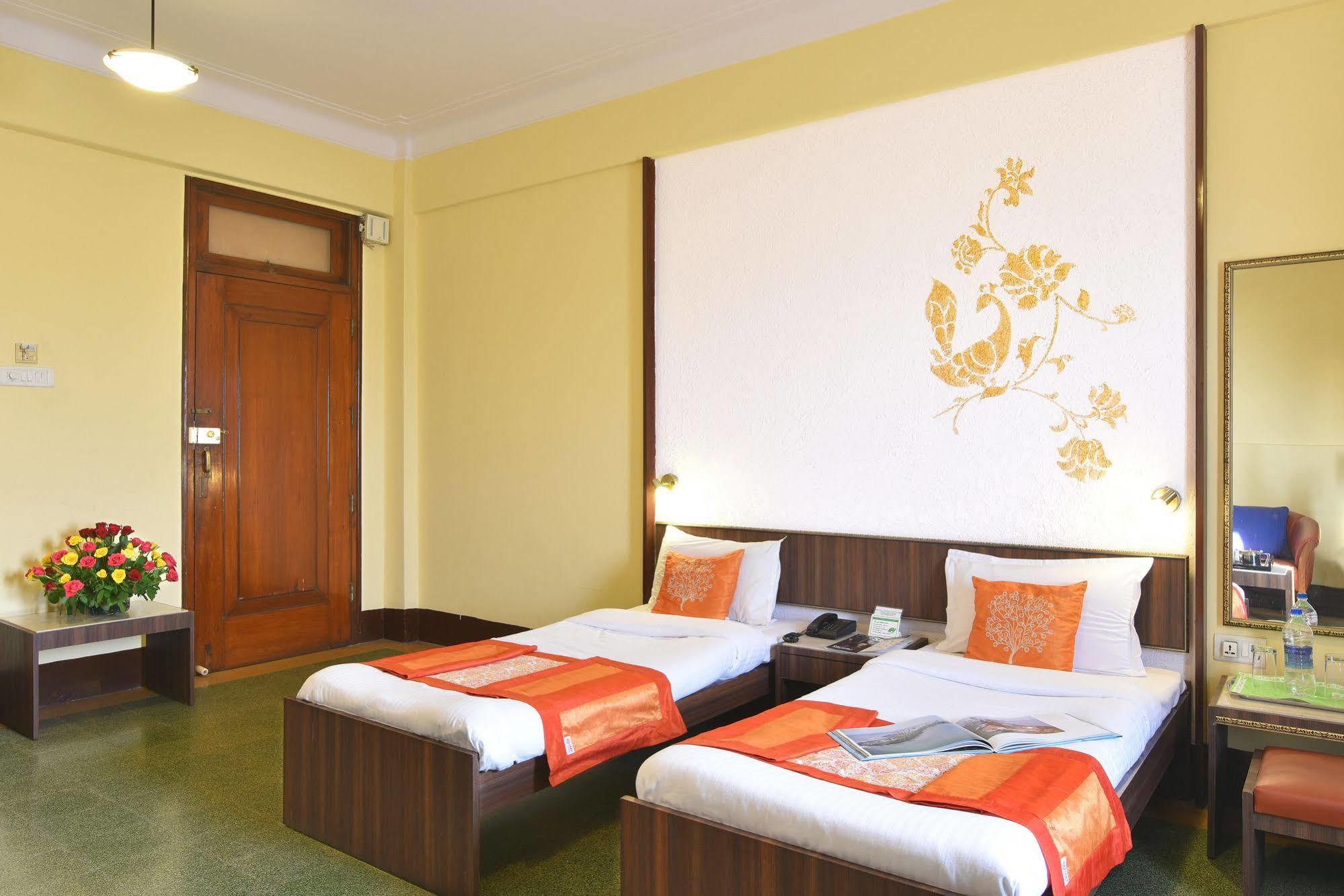 Sea Green Hotel Bombay Extérieur photo