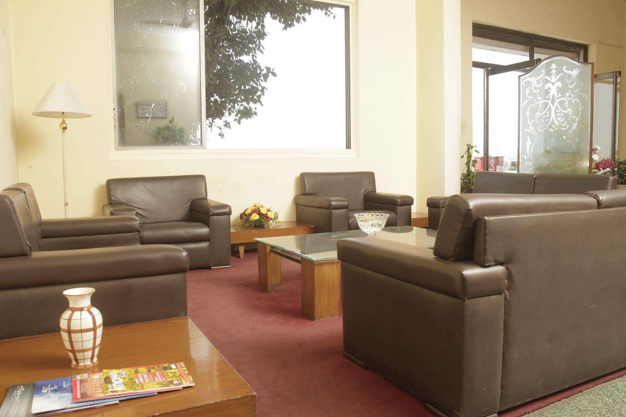 Sea Green Hotel Bombay Extérieur photo