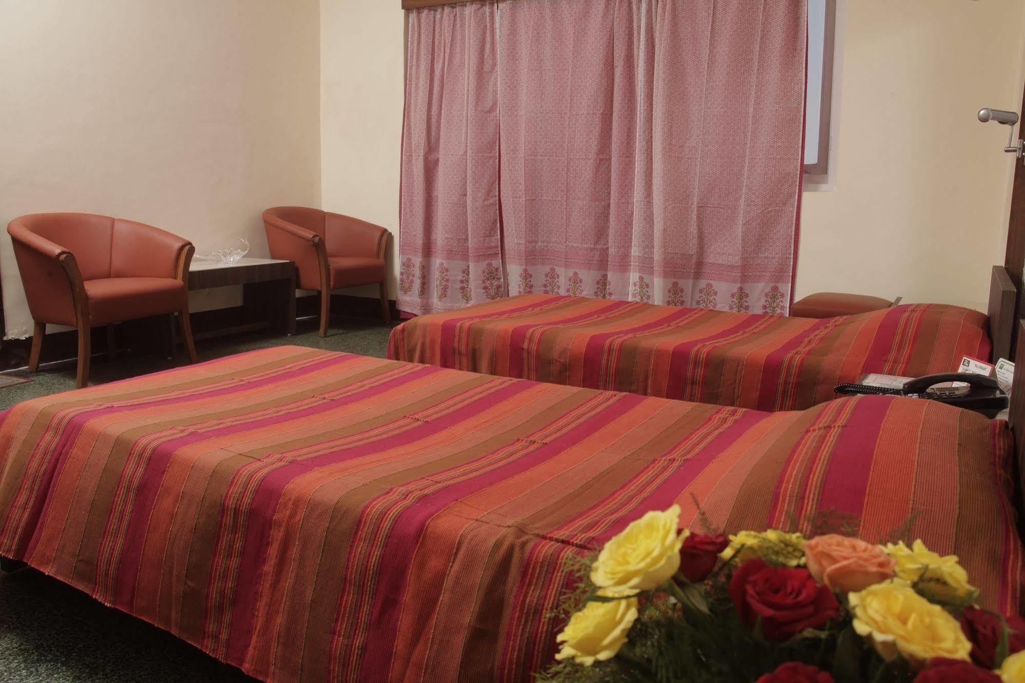 Sea Green Hotel Bombay Extérieur photo
